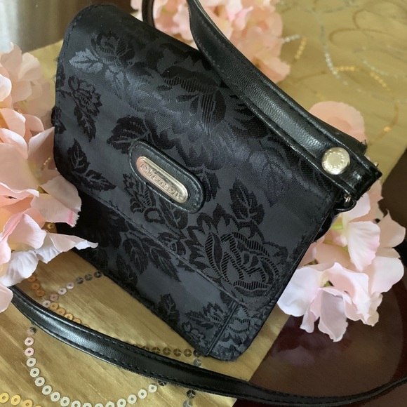 Vintage small crossbody wallet/purse. - Picture 5 of 6